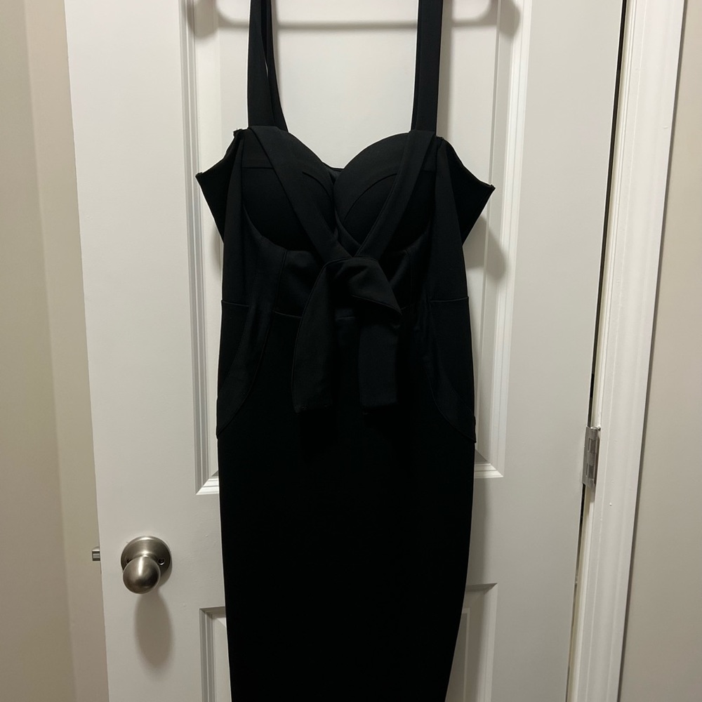 Fashionova Showstopper Black Dress